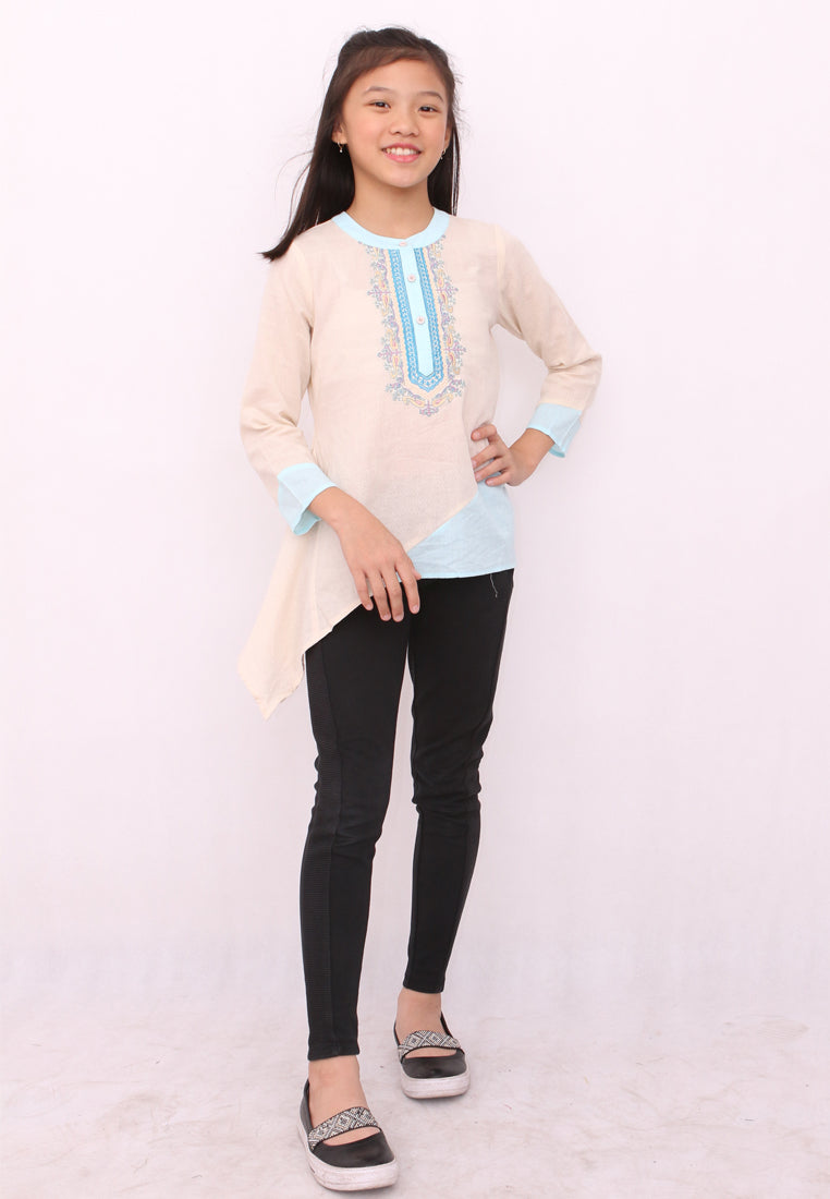 Blouse Anak Cahaya BW